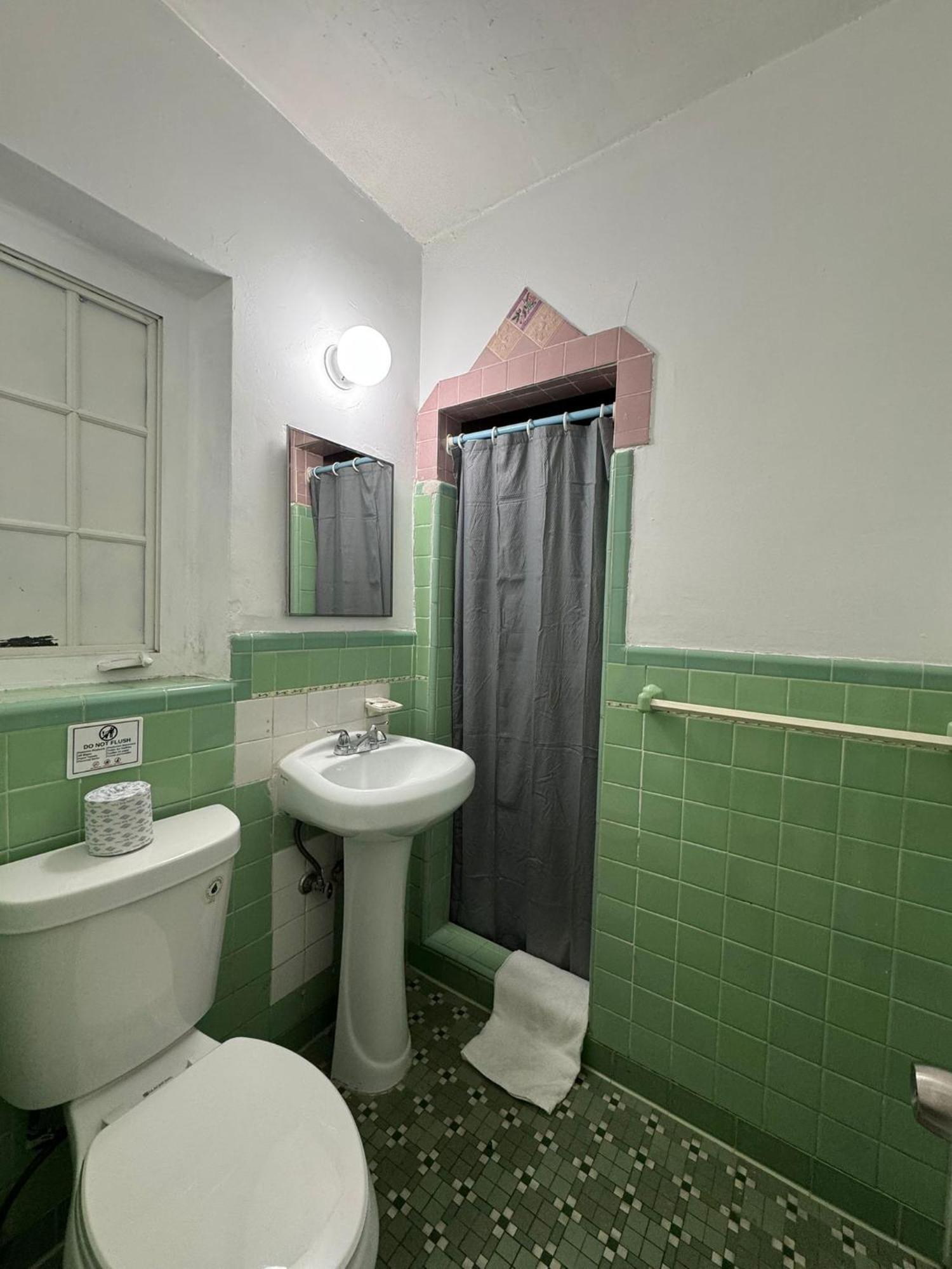 Hotel Rainbow - Miami - Little Havanna Buitenkant foto
